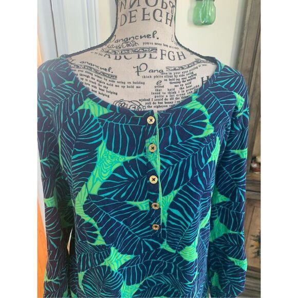 LILLY PULITZER 100% PIMA COTTON Under The Palms Porter Shirt - Picture 6 of 10